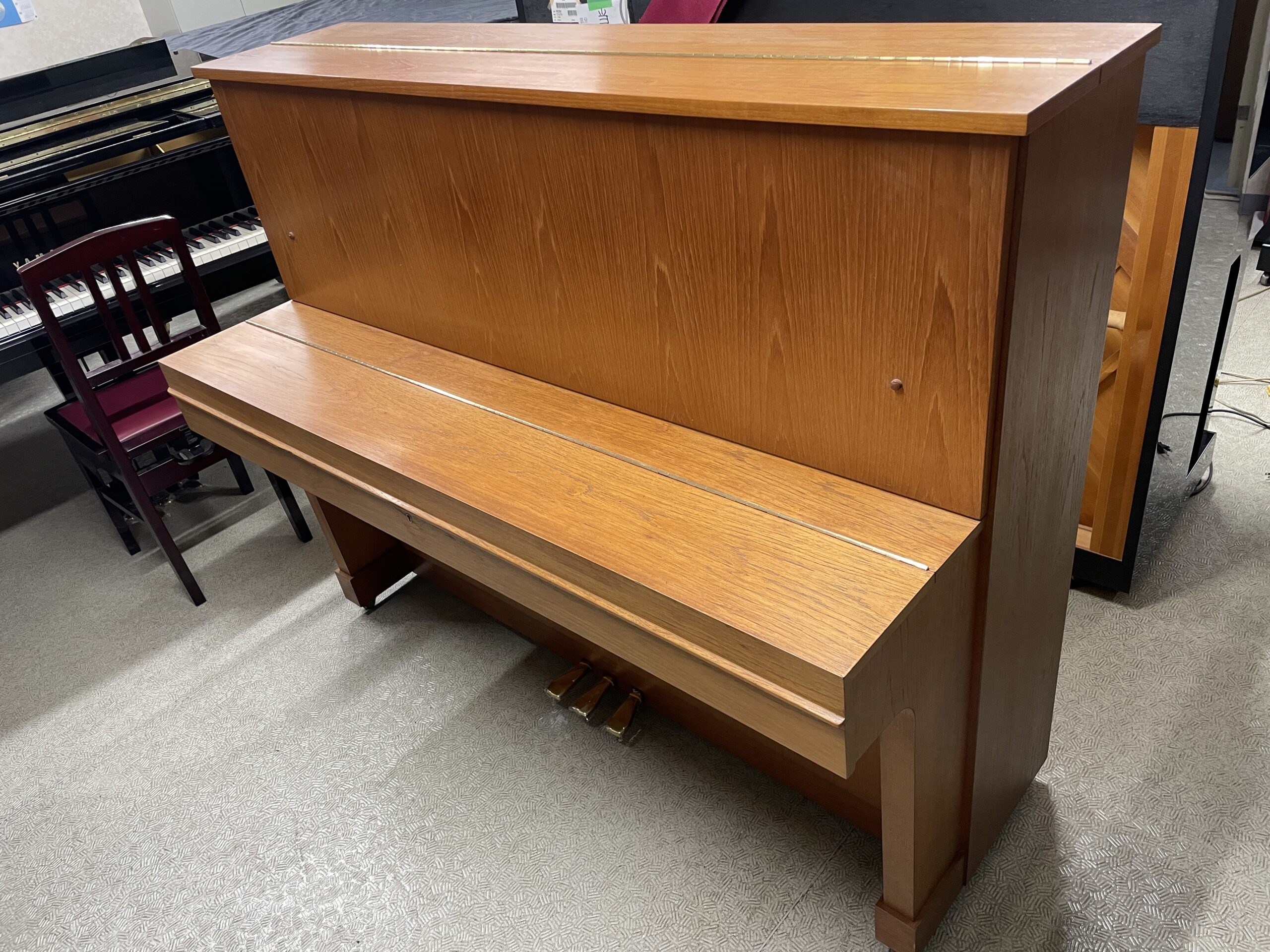 YAMAHA　W103